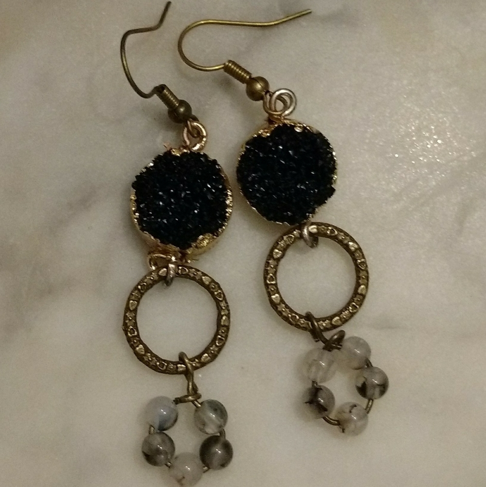Pretty Earrings - Black Dragon Gold ✨🖤